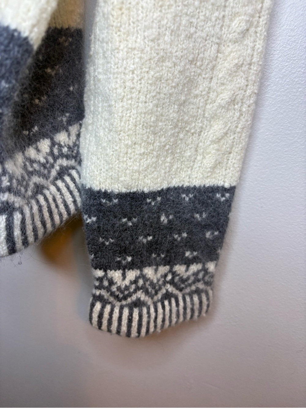 Vintage Lord & Taylor M Lambswool Angora Fair Isle Mock Neck Sweater UK - Picture 9 of 10